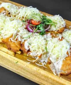 4 adag - cordon csirkemell /sajttal sonkával töltött csirke mell/ 2adag rizs 2adag hasábburgonya